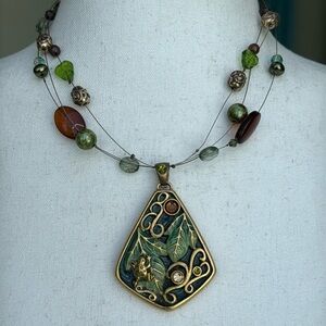 Chico’s vintage and unique necklace